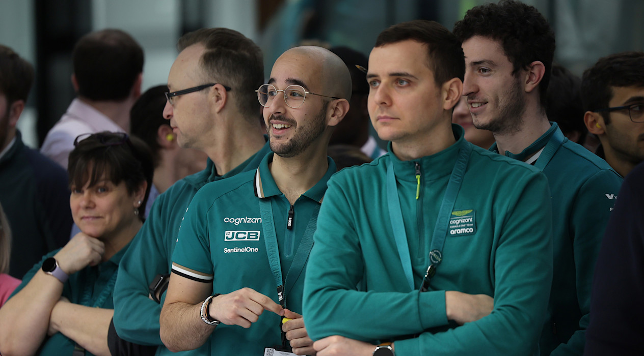 AMR25 fire-up article desktop hero