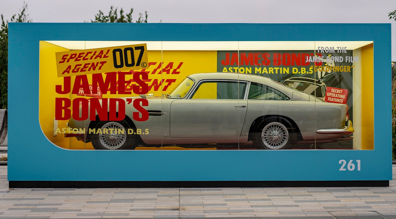 A full-size replica of the original 1965 Corgi DB5 model