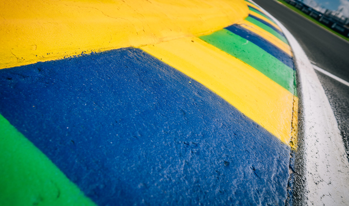 Brazil 2025 race page header