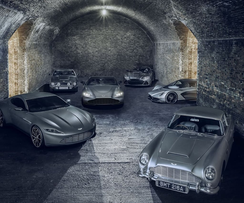 Aston Martin Cognizant Formula One™ Team sign