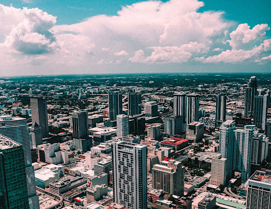 Miami GP carousel regent text