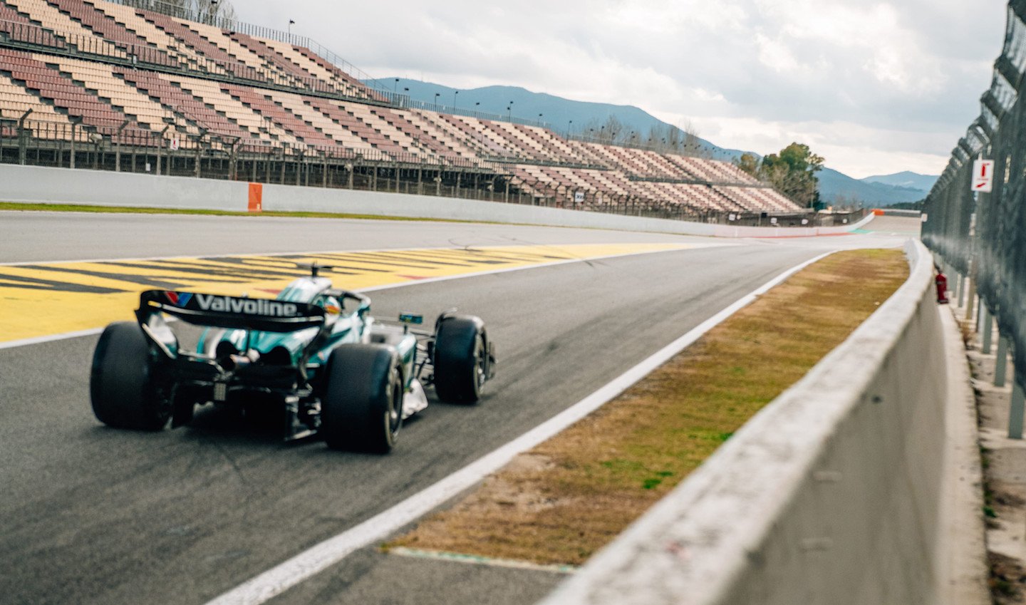 Spain race page fixed image